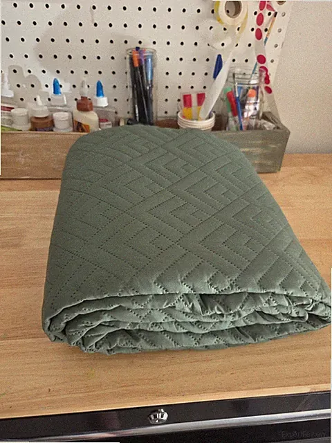 New Green Lightweight Quilt Size Full With One Pillow Sham