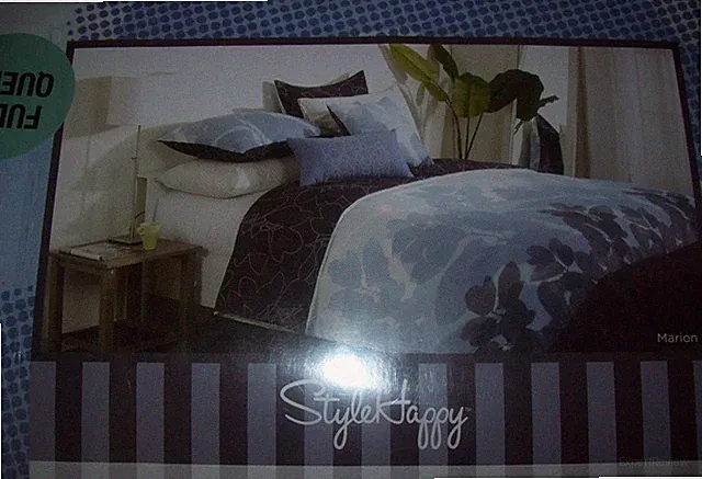 STYLE HAPPY DUVET SET FULL/ QUEEN SUPER SOFT BRUSHED MICRO FIBER -NEW